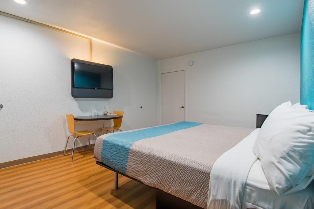 Motel 6-San Bernardino, Ca - Downtown Room photo