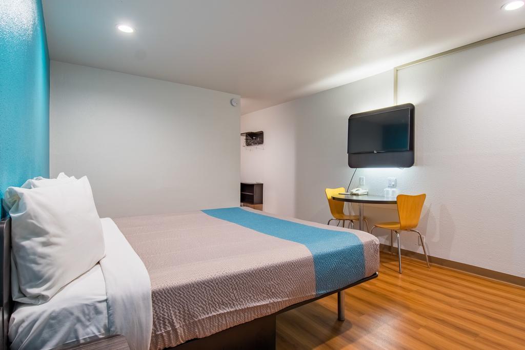 Motel 6-San Bernardino, Ca - Downtown Room photo