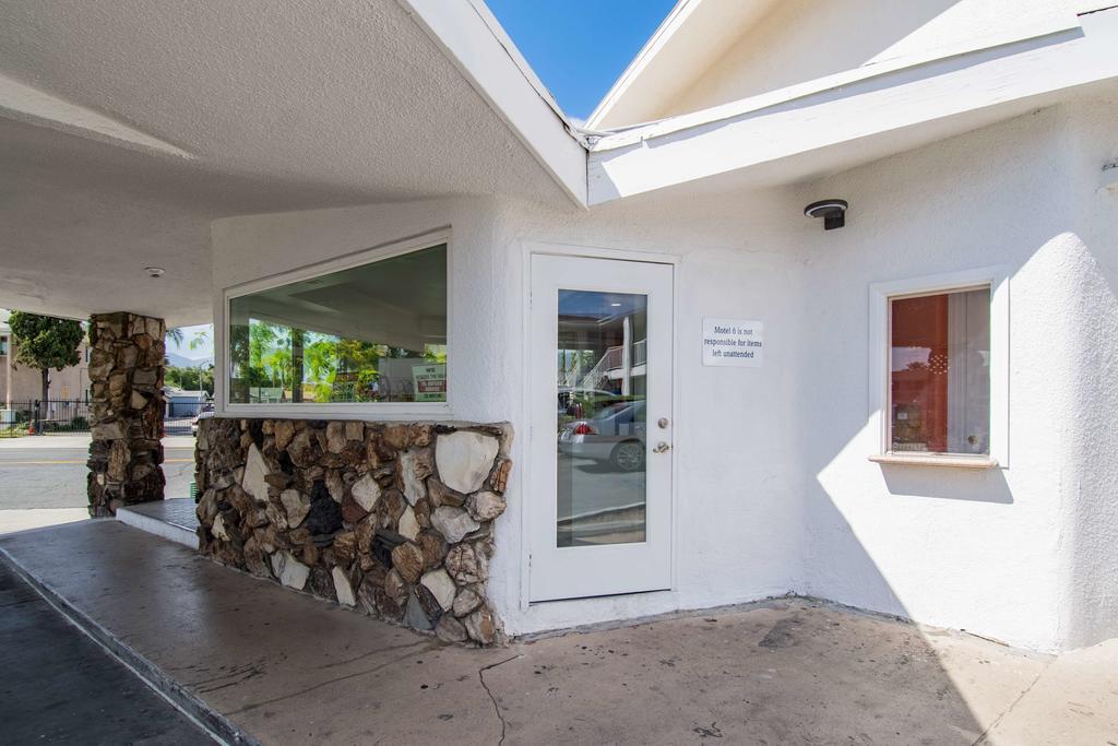 Motel 6-San Bernardino, Ca - Downtown Exterior photo