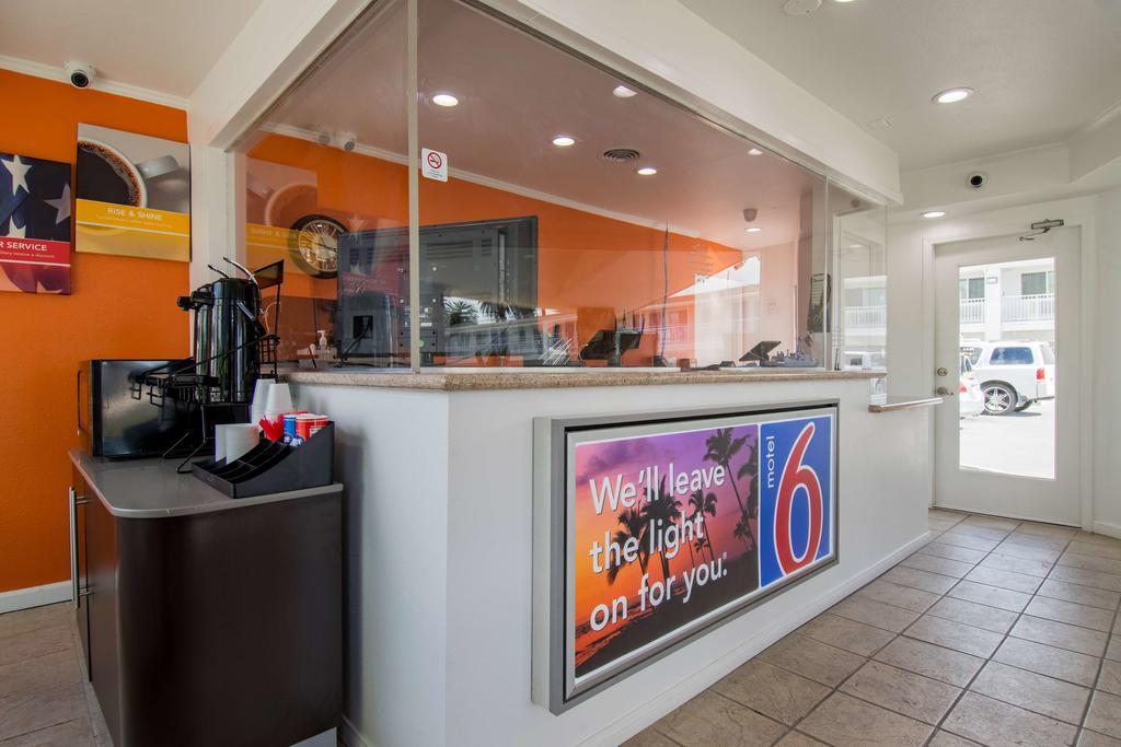 Motel 6-San Bernardino, Ca - Downtown Exterior photo